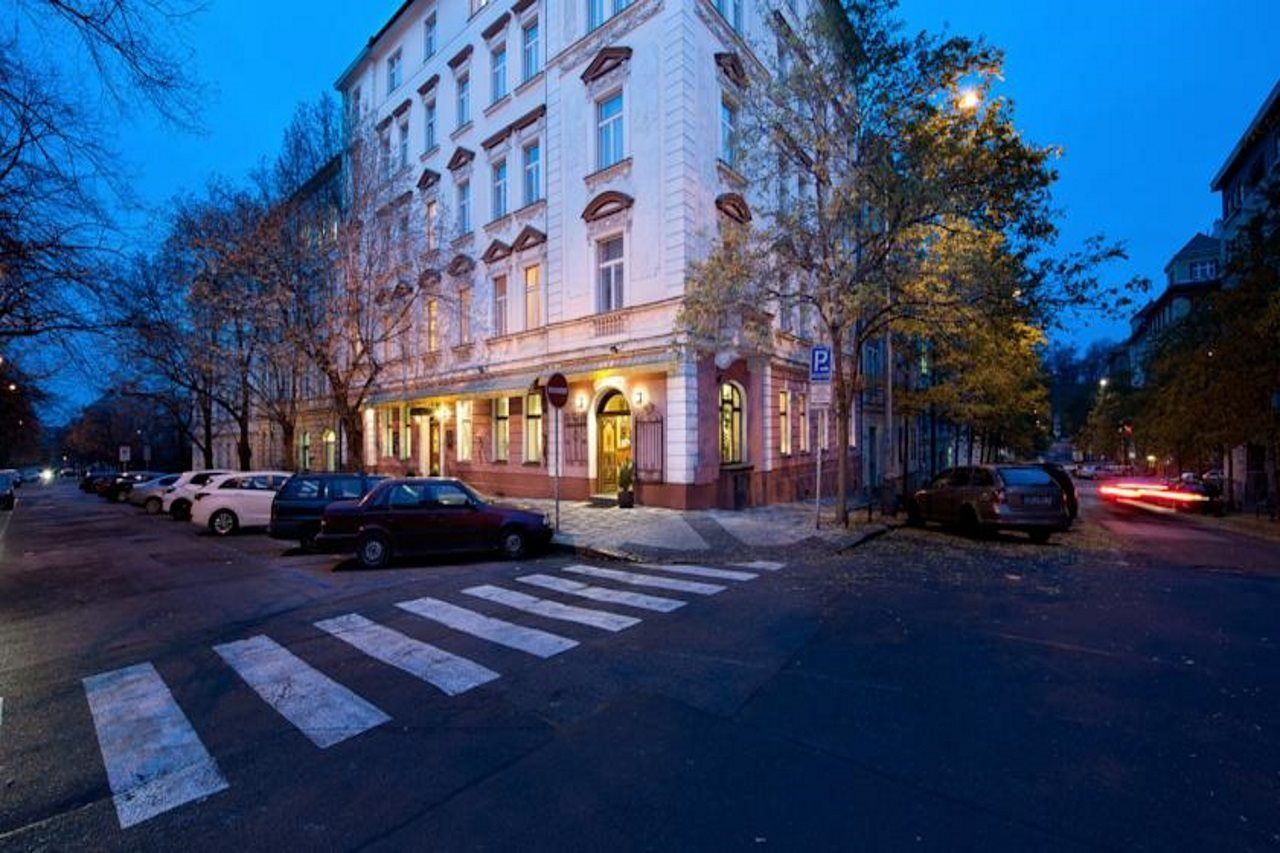 Aron Hotel Prague Exterior photo